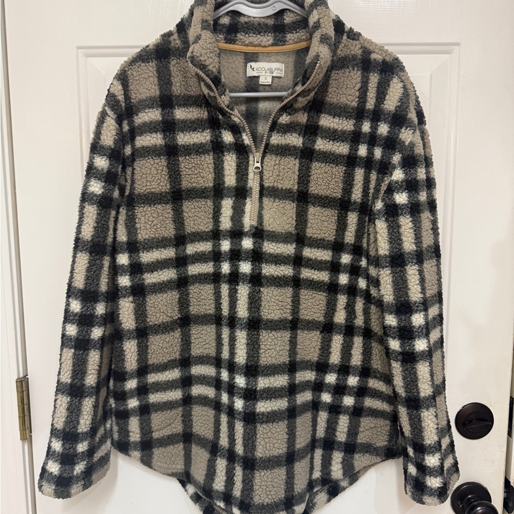 Koolaburra Plaid Quarter Zip Fleece in Black and Cream